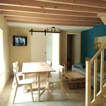 Le Moulin De La Baleine, Au Calme, En Pleine Nature Holiday home