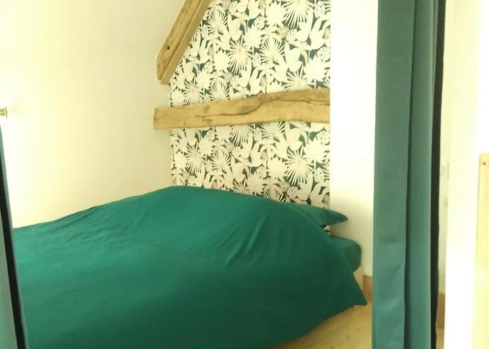 Le Moulin De La Baleine, Au Calme, En Pleine Nature Casa de Férias La Baleine